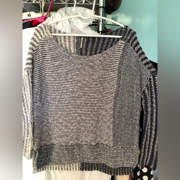 Free People oversized sweater - Picture 2 of 7